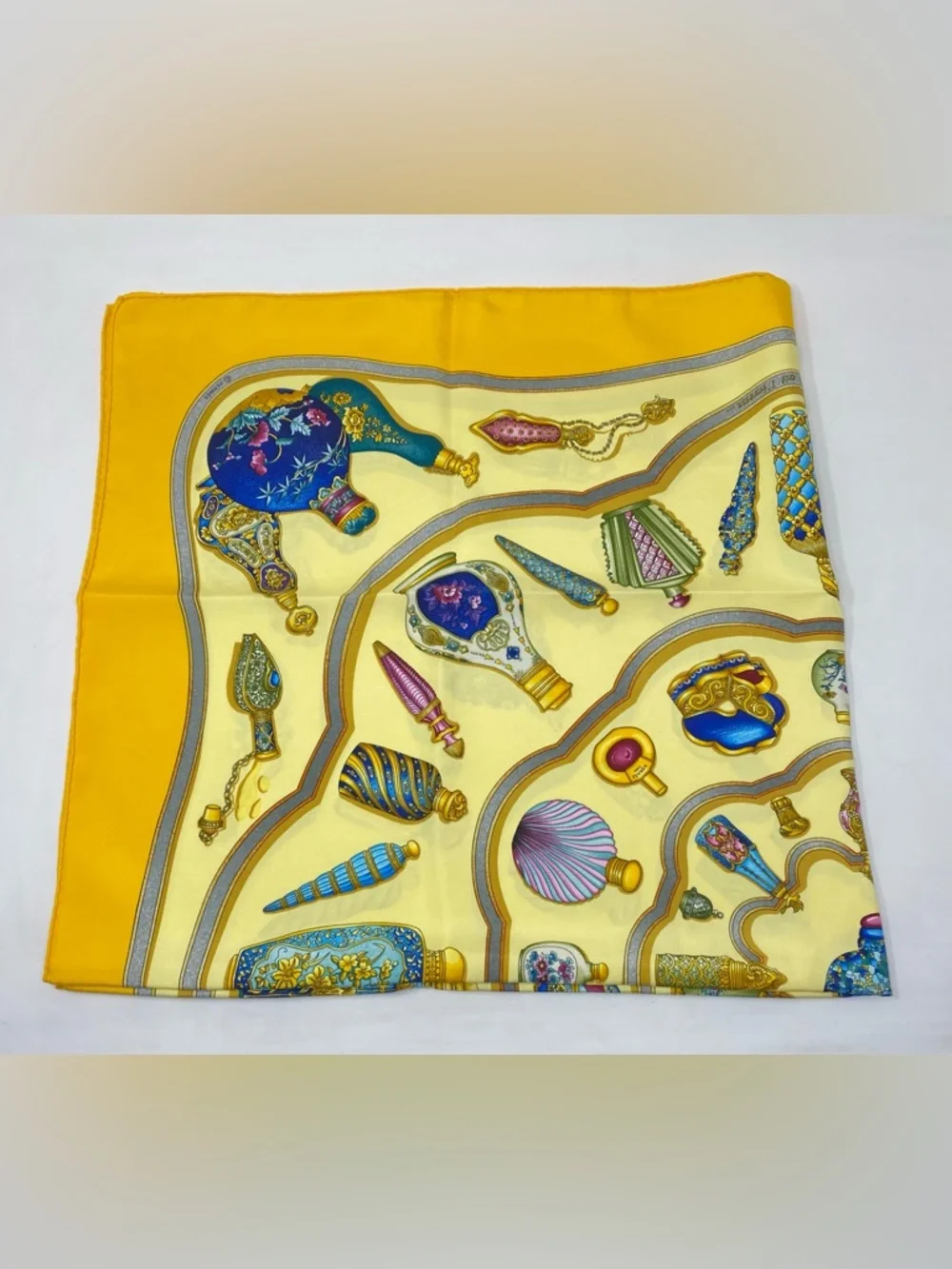 Hermes Vintage Silk Scarf Carre 90 Flacons Catherine Baschet Yellow - Picture 3 of 16